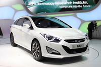 ジュネーブショー2011の会場から（その16）