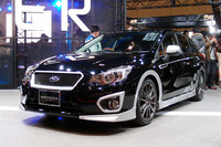 発売間もない新型「インプレッサ」をベースとしたカスタマイズカーも、2台が出展された。写真は、5ドアハッチバックの「スバル・インプレッサスポーツ カスタム」。