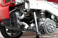 三菱の意欲作、新型ミドシップ軽「i（アイ）」デビューの画像