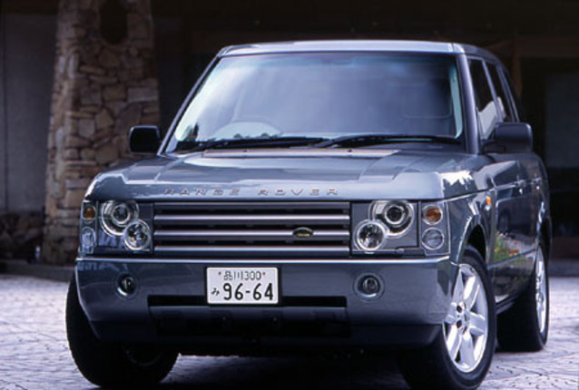 【スペック】全長×全幅×全高＝4950×1955×1865mm/ホイールベース＝2880mm/車重＝2500kg/駆動方式＝4WD/4.4リッターV8DOHC32バルブ（286ps/5400rpm、44.9kgm/3600rpm）/車両本体価格＝985.0万円