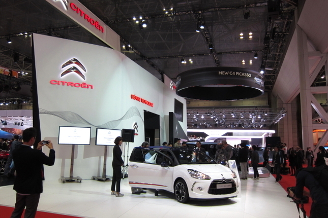 「東京モーターショー2013」のシトロエンブース。