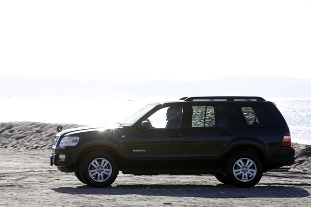 フォード・エクスプローラーXLT（4WD/5AT）【試乗記】 芸がない