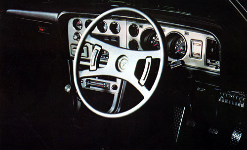 TE30カローラ スプリンター ステアリングホイール 旧車 TE27 TE37 TE30