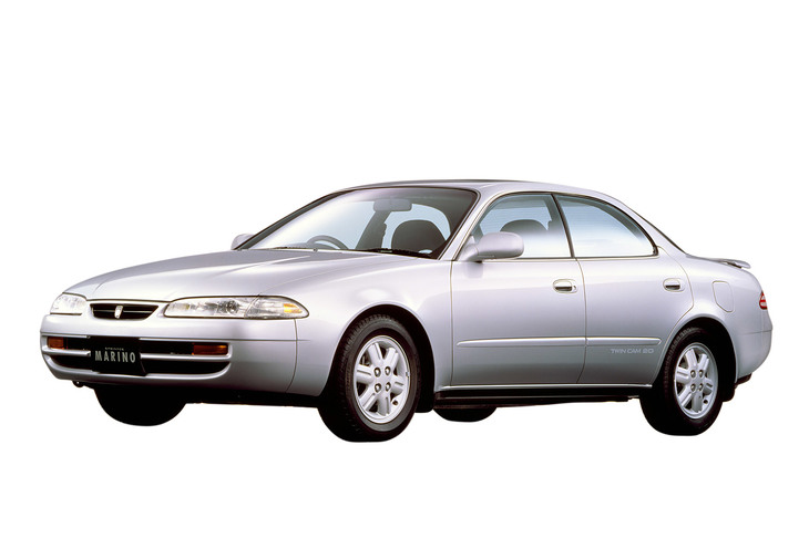 「トヨタ・スプリンターマリノ」
	1992年に発売されたコンパクトな4ドアハードトップ。「カローラセレス」は姉妹車。販売が伸びずに一代で終わったが、21世紀になって「メルセデス・ベンツCLS」などの4ドアクーペが人気となり、再評価する声もある。