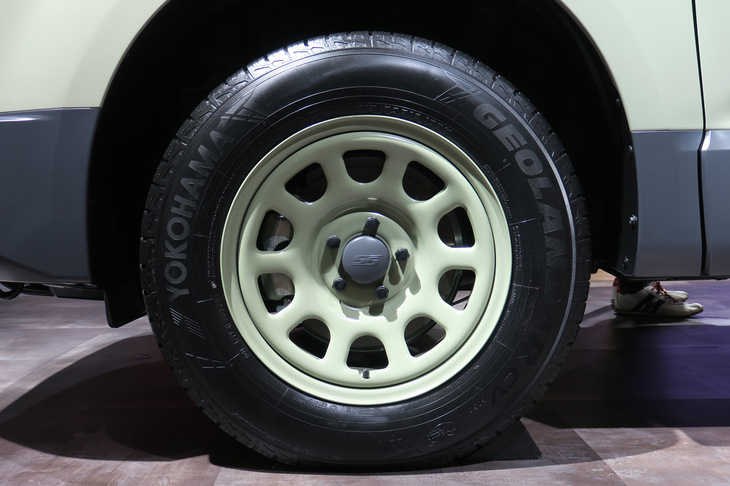 三菱デリカD：5 eye・キュートproduced byテリー伊藤