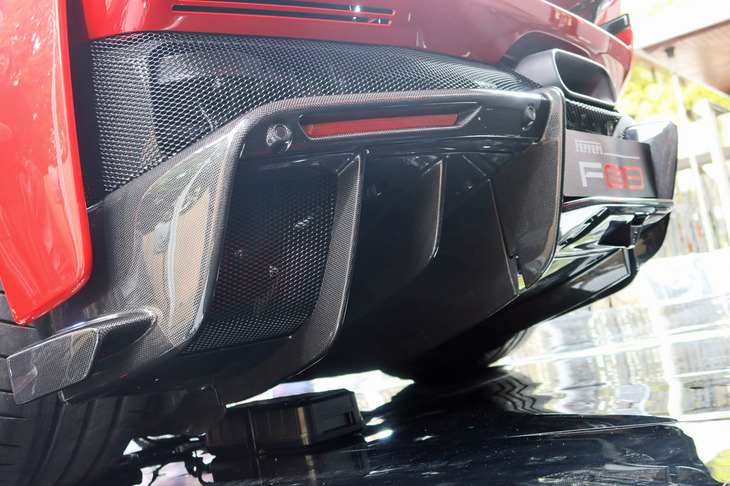 フェラーリF80（リアディフューザー）