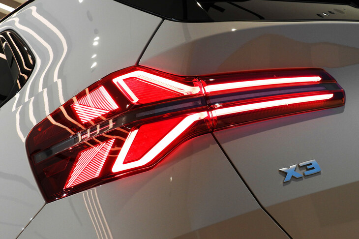 BMW X3 M50 xDrive（テールランプ）