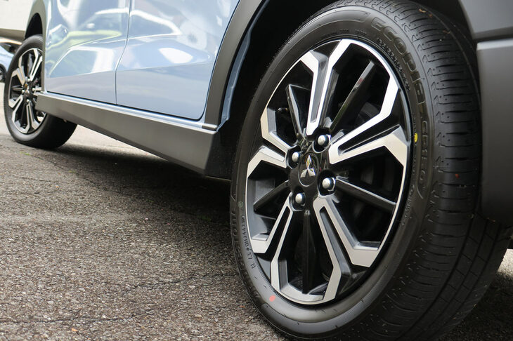 三菱eKクロスEV P（タイヤ＆ホイール）