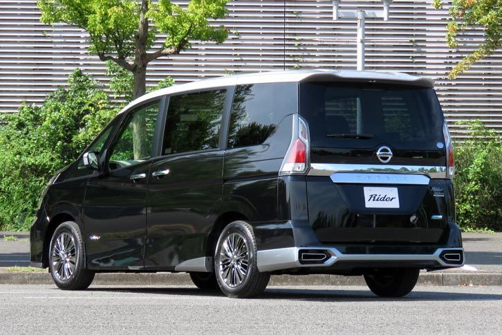 日産セレナ ライダー“AUTECH 30th Anniversary”プロパイロットエディション（エクステリア）