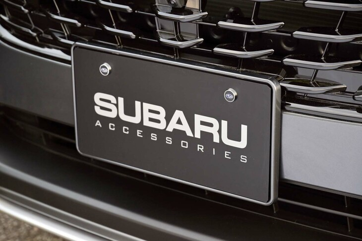 スバル・レヴォーグ レイバック用品装着車（ナンバープレートベース）