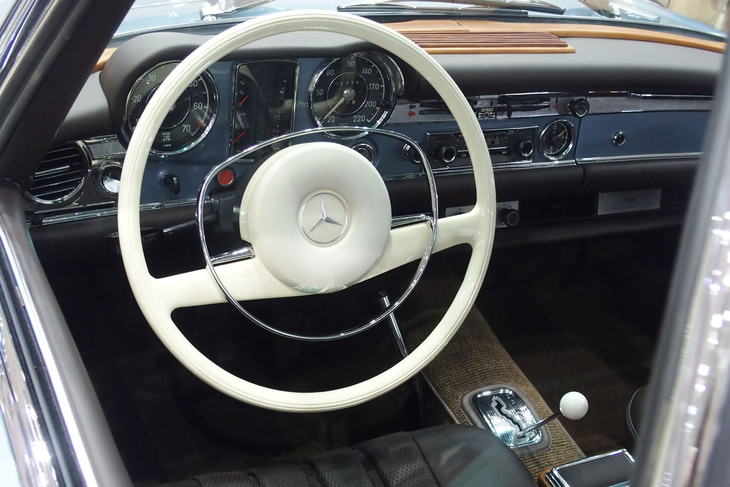 メルセデス・ベンツ280SL