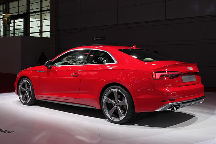 アウディS5（エクステリア）