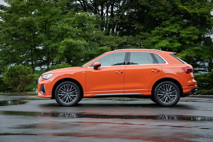 新型「Q3」のボディーサイズは全長×全幅×全高＝4495（非「Sライン」車は4490）×1840×1610mm。全長が100mm以上長くなり、コロンとしていた先代よりもスタイリッシュになった。ホイールベースは＋75mmとなる2680mm。