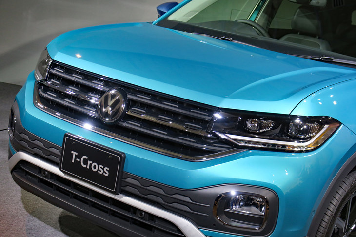 フォルクスワーゲンTクロスTSI 1stプラス（フロントマスク）