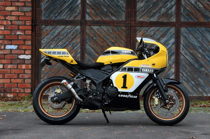 ヤマハYZF-R25 ヴィンテージレーサーカスタム