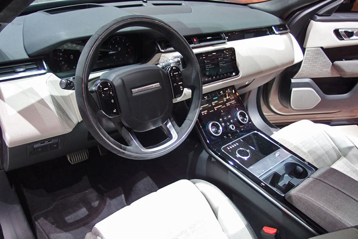 ランドローバー・レンジローバー ヴェラール