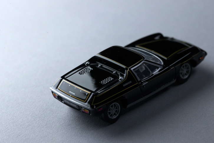 軽量・低重心・高剛性という、優れた車両設計によって高い運動性能を実現した「ヨーロッパ」。同車をベースとしたレーシングカー「47」は、当時のグループ4カテゴリーで活躍した。（写真＝郡大二郎）