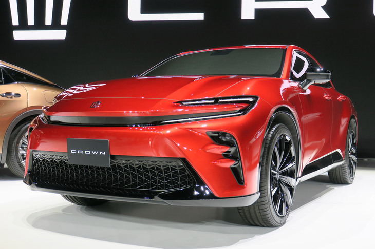 トヨタ・クラウン スポーツ（エクステリア）
