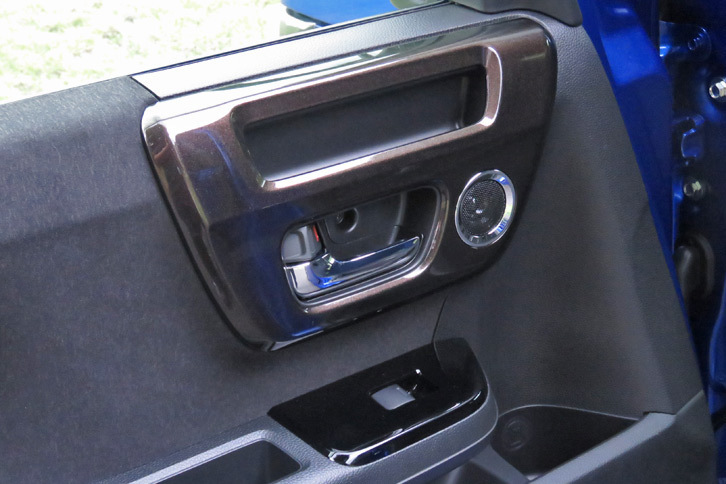 ホンダN-BOXカスタムG・L Honda SENSING（ドアパネル）