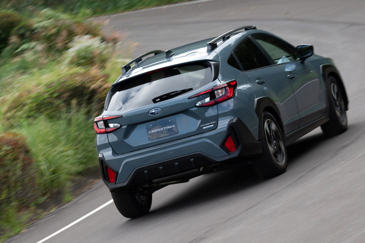 装備の充実度や価格とのバランスを考えると、オススメは「リミテッド」のFF車。スバルファンのみなさんが4WDを好むのは承知のうえだが、ぜひご一考を。