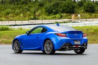 「FRらしいプロポーション」は、エクステリアデザインの最重要ポイント。「コンパクトなキャビン」の表現にもこだわったという。