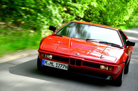 1978年に発売された「BMW M1」。3.5リッター直6エンジンをミドに搭載していた。