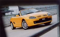 ローバー75（5AT）／MG TF（5MT）【海外試乗記】