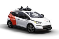 高精度地図が作製された後、実際に公道でテスト走行を行う自動運転車両「クルーズAV」。