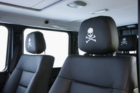 骸骨がアクセントの「Gクラス」限定発売の画像