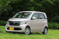 充実した安全装備に加え、「N-WGN」は平成25年度自動車アセスメント（JNCAP）において五つ星を獲得するなど、衝突安全性でも高評価を得ている。
    