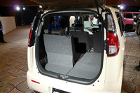 新型「MRワゴン」デビュー、ターゲットは若者の画像