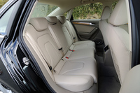 アウディA4 3.2 FSIクワトロ（4WD/6AT）【試乗速報】の画像