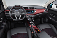 中国の若者向けセダン、日産ラニアがデビュー【上海ショー2015】の画像