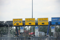 アウトストラーダのテレパス専用ゲート。