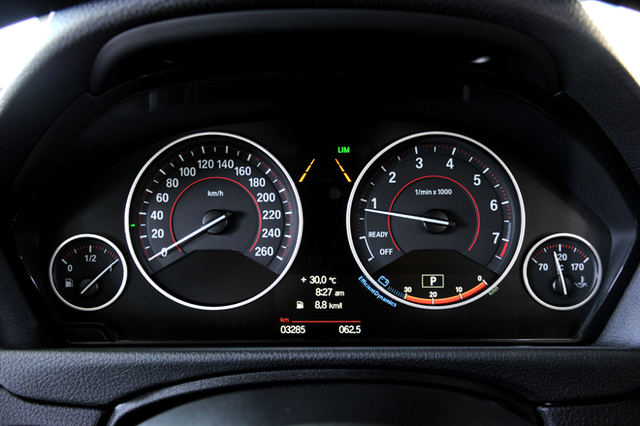 シニツアーBMWサービス.M3メーター販売-MPH-キロ表示実走行-17000ML