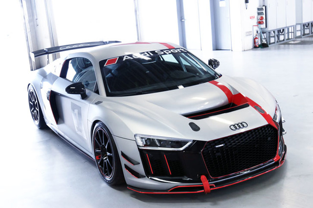 Audi R8 カタログ　アウディ　ハードカバー　2019年8月 Audi R8 カタログ アウディ ハードカバー 2019年8月 【公式通販】