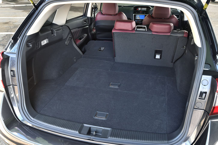 ラゲッジルーム容量は522リッター（5人乗車時）。