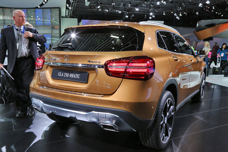 メルセデス・ベンツGLA250 4MATIC