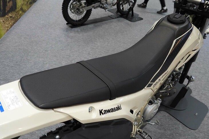 カワサキKLX230シェルパ