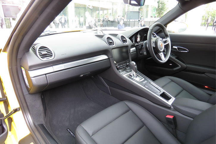 ポルシェ718ケイマン