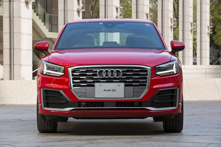 アウディQ2（エクステリア）