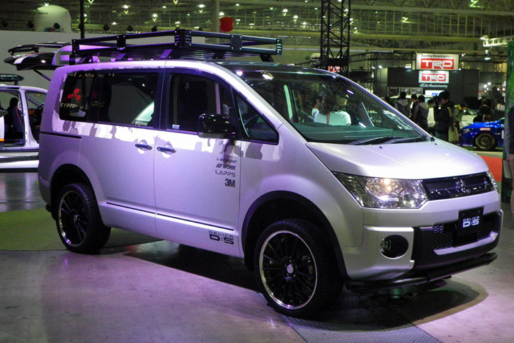 デリカD:5 アクティブキャンパーコンセプト