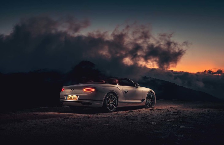 ベントレー・コンチネンタルGTコンバーチブル