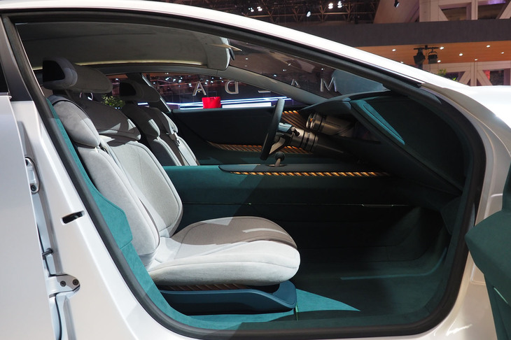 マツダ・ビジョンXクーペ