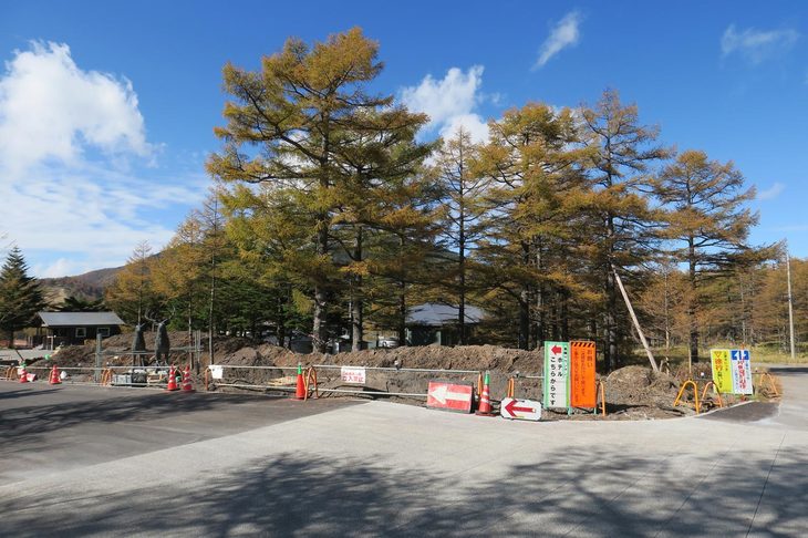 2020年10月16日現在のアサマ2000パークの姿。ご覧の通り、ものの見事に工事中だった。そりゃ気づきませんわ！