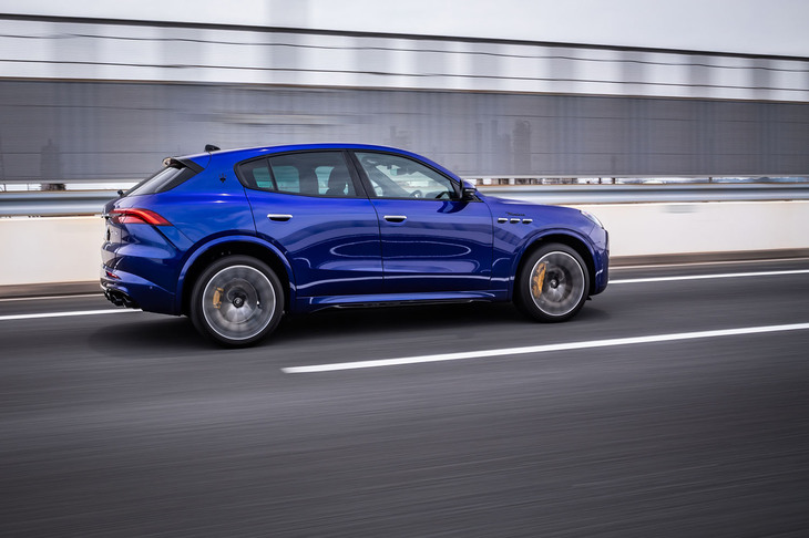 グレカーレの基本骨格は、アルファ・ロメオ用として開発された「ジョルジョ」と呼ばれるフロントエンジン／後輪（全輪）駆動用のプラットフォーム。アルファ・ロメオのほか、同じステランティスグループのジープでも使用されている。