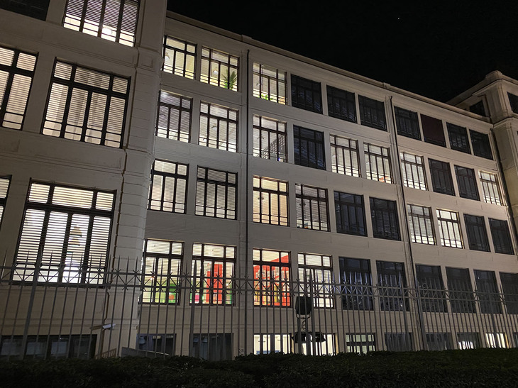 明るい色のボードも、フィアット時代には見られなかったものだ。