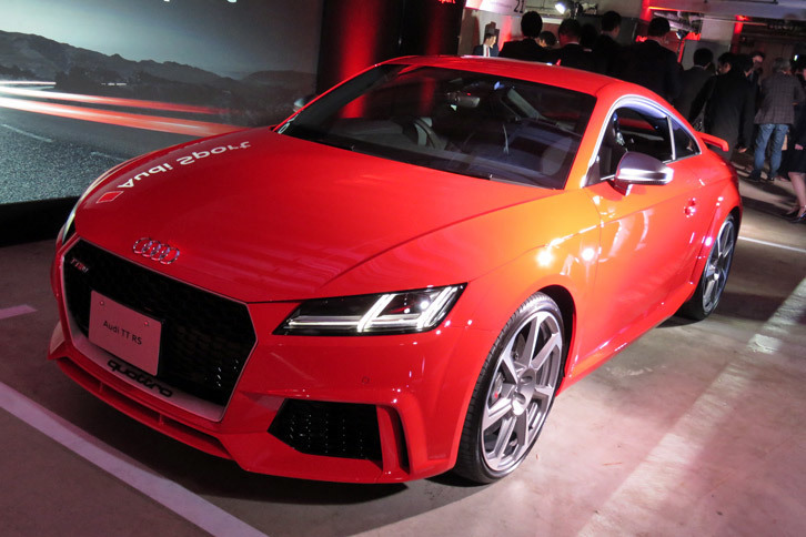 アウディTT RSクーペ（エクステリア）