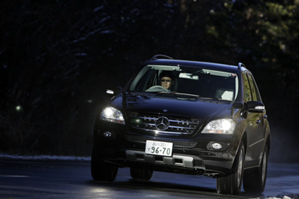 メルセデス・ベンツML500(4WD/7AT)【試乗記】 ブランドに追いついた 