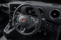 トヨタが「GRヤリス」を一部改良　新開発のタイヤやステアリングホイールを採用の画像